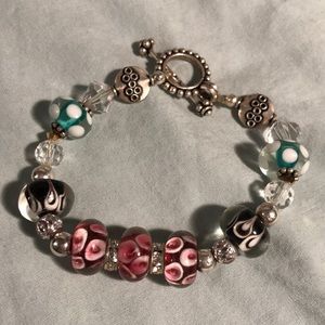 Beaded toggle bracelet